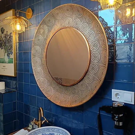 The Herbalist (adults Only) *