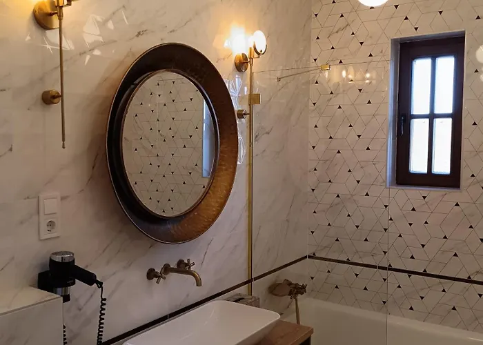 The Herbalist (adults Only) ホテル ティハニ